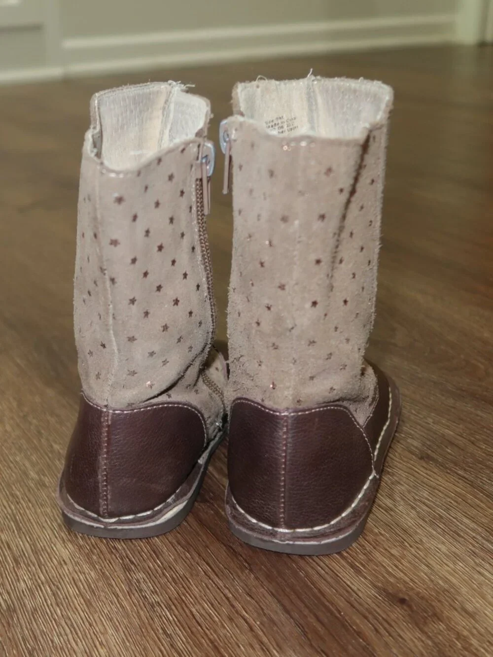 Girls Livie and Luca Vega Boots Sable Brown Gold Stars Leather Suede 9 Toddler